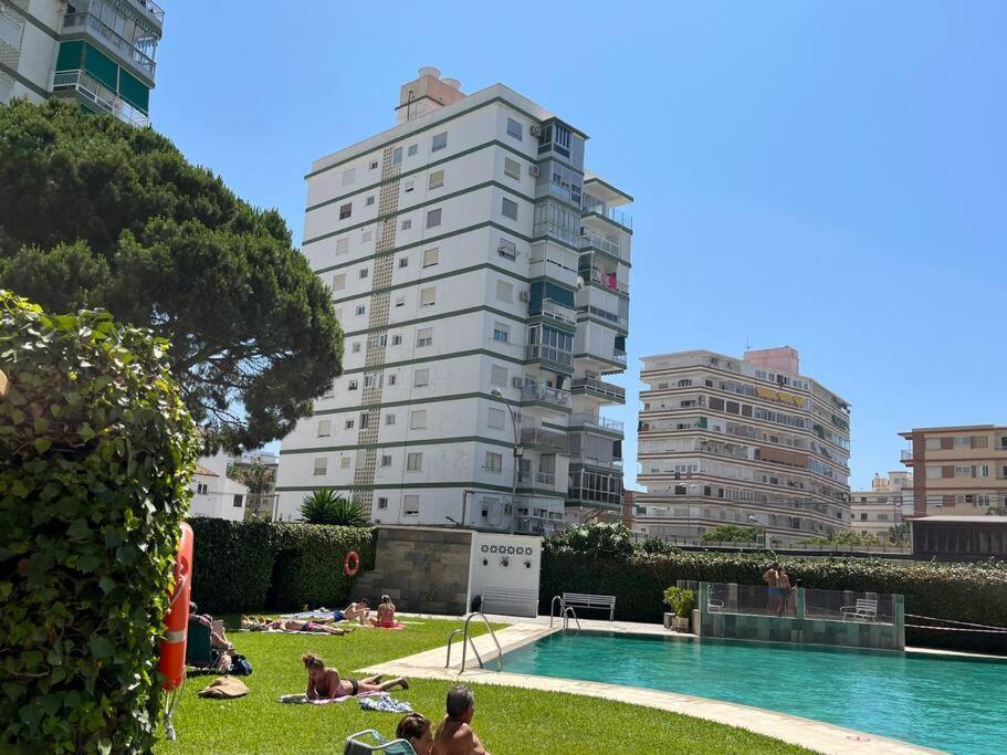 Apartamento Ginebra Торре-дель-Мар Экстерьер фото